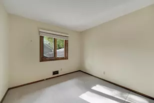 9716 Oxborough Rd, Bloomington, MN 55437 - Photo 18