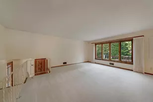 9716 Oxborough Rd, Bloomington, MN 55437 - Photo 4