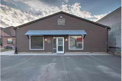 126 Adams Street S, Cambridge, MN 55008 - Photo 2