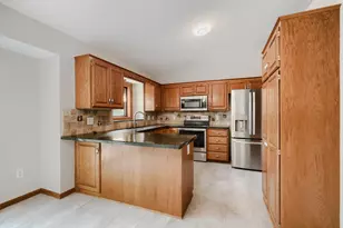 1317 Schooner Ct, Woodbury, MN 55125 - Photo 8