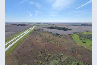 11890 390th Avenue, Blue Earth, MN 56013 - Photo 10