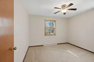 5530 Wedgewood Dr, Shorewood, MN 55331 - Photo 44