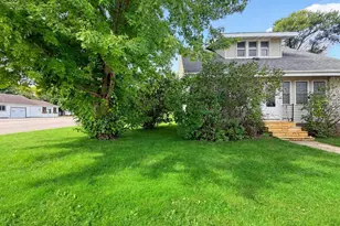 611 6th St, Gaylord, MN 55334 - Photo 1