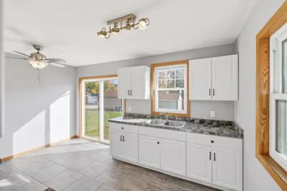 5206 Xerxes Avenue N, Minneapolis, MN 55430 - Photo 8