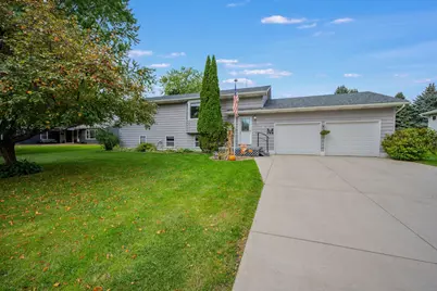 906 Summit Drive, Fairmont, MN 56031 - Photo 6
