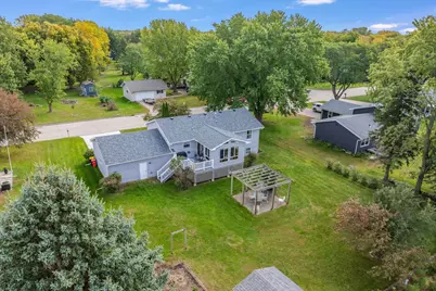 906 Summit Drive, Fairmont, MN 56031 - Photo 10