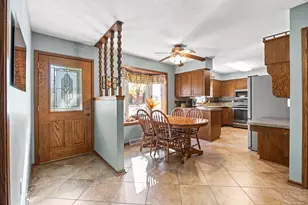 911 Neal Ave SW, Hutchinson, MN 55350 - Photo 18