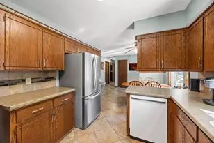 911 Neal Ave SW, Hutchinson, MN 55350 - Photo 32