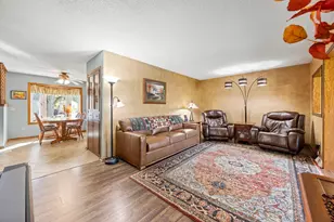 911 Neal Ave SW, Hutchinson, MN 55350 - Photo 22