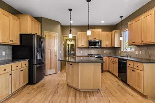 6033 Summit Ct S, Cottage Grove, MN 55016 - Photo 12