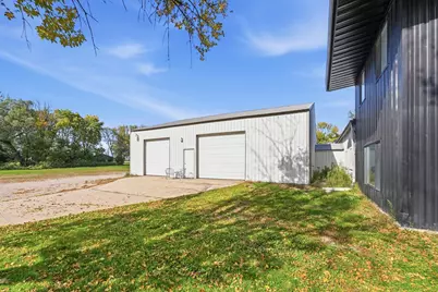 1600 11th Avenue NE, Willmar, MN 56201 - Photo 8