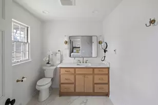 355 Margaret Cir, Wayzata, MN 55391 - Photo 40