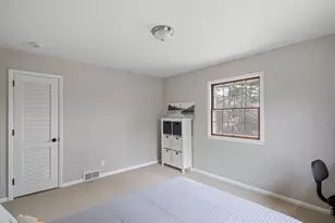 355 Margaret Cir, Wayzata, MN 55391 - Photo 54