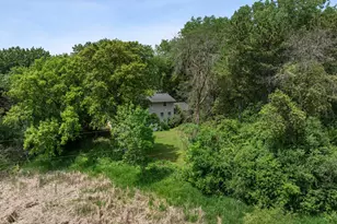 355 Margaret Cir, Wayzata, MN 55391 - Photo 74