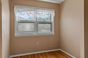 5254 Kentucky Ave N, Crystal, MN 55428 - Photo 10