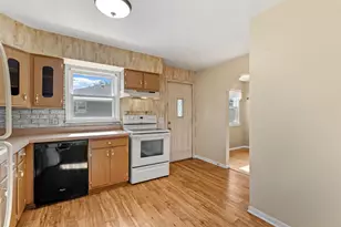5254 Kentucky Ave N, Crystal, MN 55428 - Photo 14