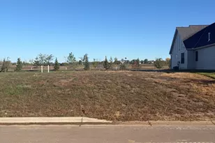 2471 Sydney Ln, Hudson, WI 54016 - Photo 2
