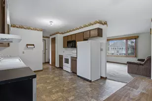 435 Main St, Boyceville, WI 54725 - Photo 6