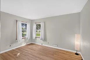 2937 Pascal St, Roseville, MN 55113 - Photo 10