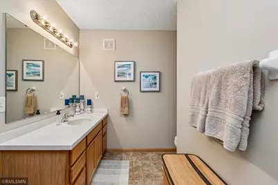 1089 Hewitt Boulevard, Red Wing, MN 55066 - Photo 18