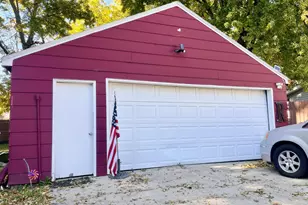 904 3rd St SW, Willmar, MN 56201 - Photo 12