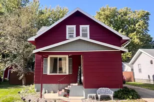 904 3rd St SW, Willmar, MN 56201 - Photo 2