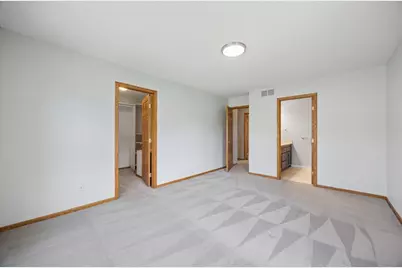 2721 Meadowrose Boulevard, Saint Cloud, MN 56301 - Photo 20