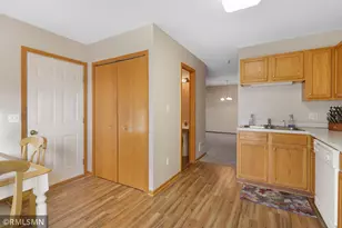 15718 Lower Fjord Way, Apple Valley, MN 55124 - Photo 10