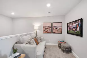 708 Waterleaf Way, Maplewood, MN 55119 - Photo 16