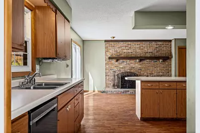 705 S 2nd Street, La Crescent, MN 55947 - Photo 4