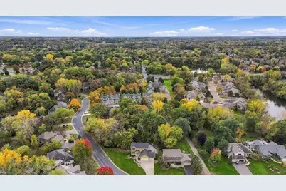 4143 Cashell Glen, Eagan, MN 55122 - Photo 2