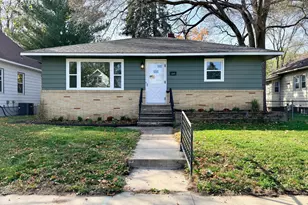 227 22nd Ave N, Saint Cloud, MN 56303 - Photo 1