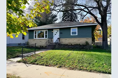 227 22nd Avenue N, Saint Cloud, MN 56303 - Photo 2