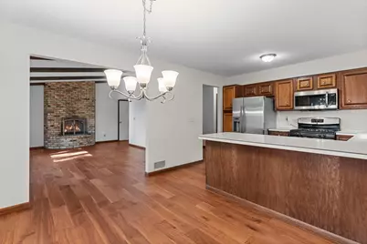 8365 Heather Avenue, Eden Prairie, MN 55347 - Photo 10