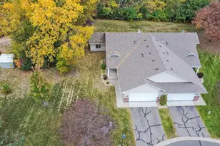 11027 Lincoln Ct NE, Blaine, MN 55434 - Photo 6
