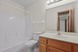 11027 Lincoln Ct NE, Blaine, MN 55434 - Photo 24