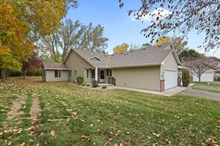 11027 Lincoln Ct NE, Blaine, MN 55434 - Photo 2