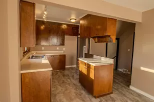 620 W 2nd Ave, Keewatin, MN 55753 - Photo 16
