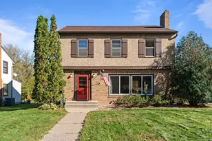 1112 Seminole Ave, West Saint Paul, MN 55118 - Photo 1