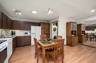 1070 Zanzibar Ln N, Plymouth, MN 55447 - Photo 10