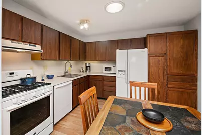 1070 Zanzibar Lane N, Plymouth, MN 55447 - Photo 12