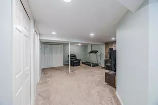 2237 Bronson Dr, Mounds View, MN 55112 - Photo 18