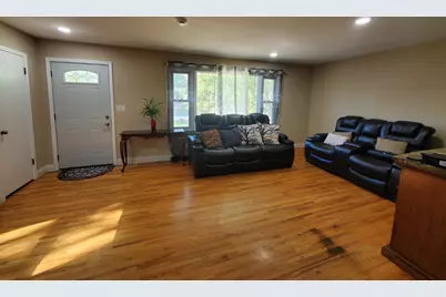 103 5th Avenue SW, Faribault, MN 55021 - Photo 4