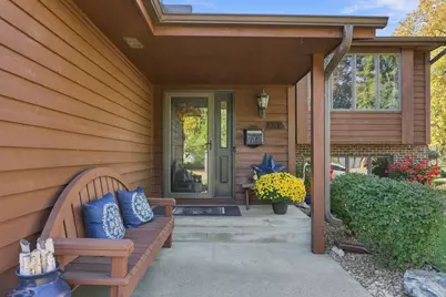 10116 Pleasant Avenue S, Bloomington, MN 55420 - Photo 2