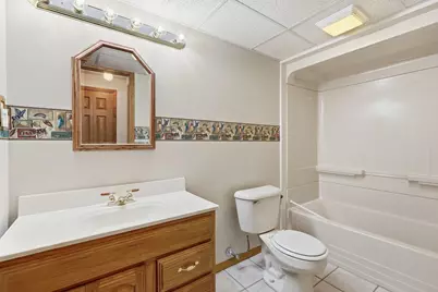2354 Heights Avenue E, Maplewood, MN 55119 - Photo 40