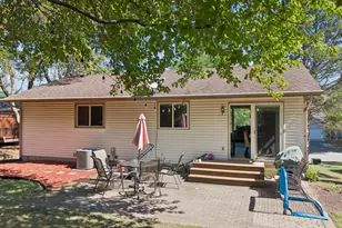 6242 Whispering Oaks Dr, Eden Prairie, MN 55346 - Photo 20