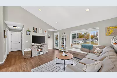 430 Summit Street NE, Chatfield, MN 55923 - Photo 4