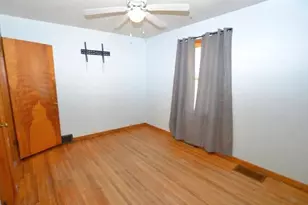 806 5th St NE, Staples, MN 56479 - Photo 14