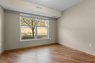 1880 3rd Ave NW, Rochester, MN 55901 - Photo 10