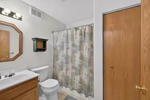 642 Center Point Ct NW, Bemidji, MN 56601 - Photo 12